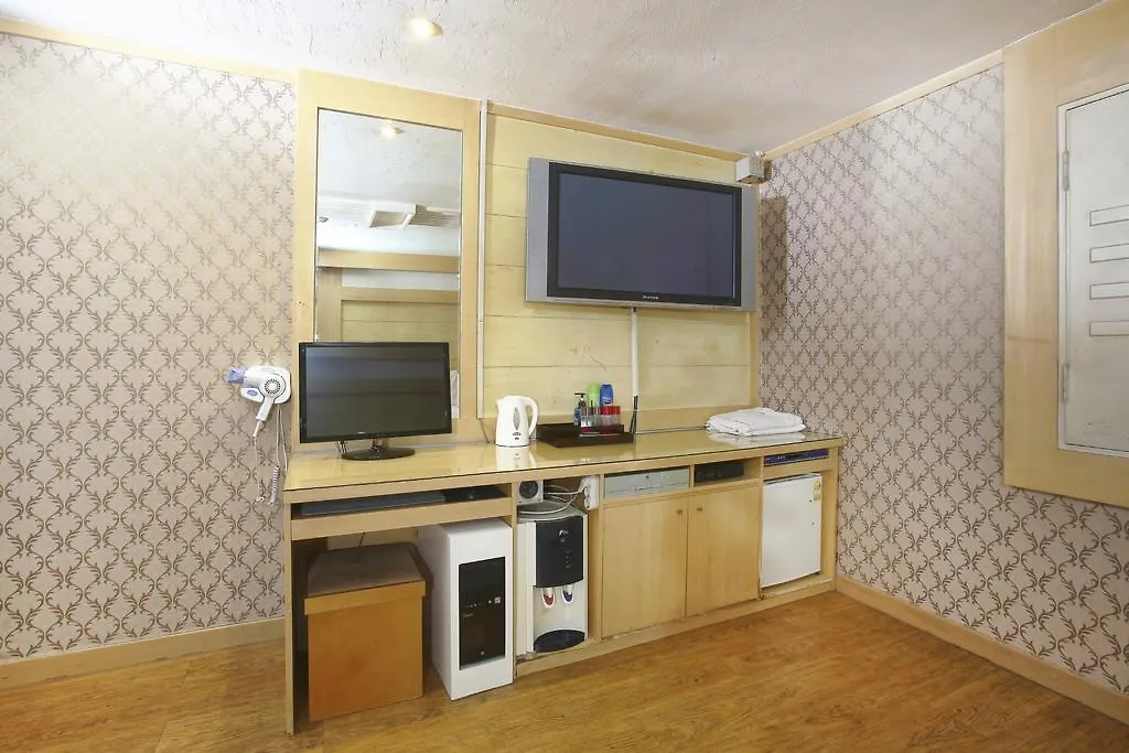 Sky Hotel Jongno Soul Motel