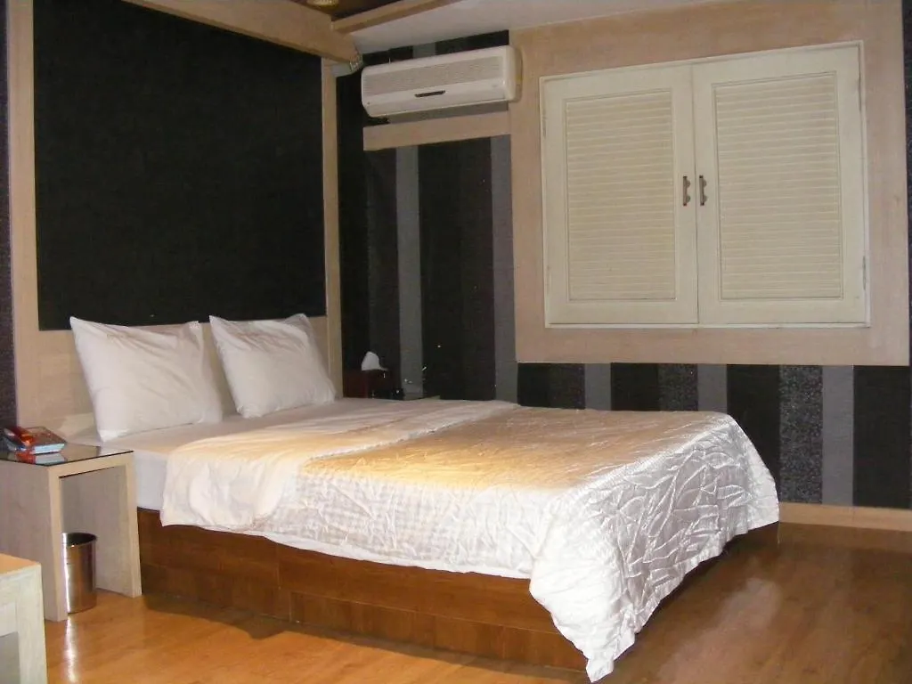 Sky Hotel Jongno Soul Motel